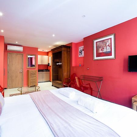 Suites Coronell D'En Vila بيربينيو المظهر الخارجي الصورة