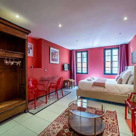 Suites Coronell D'En Vila بيربينيو المظهر الخارجي الصورة