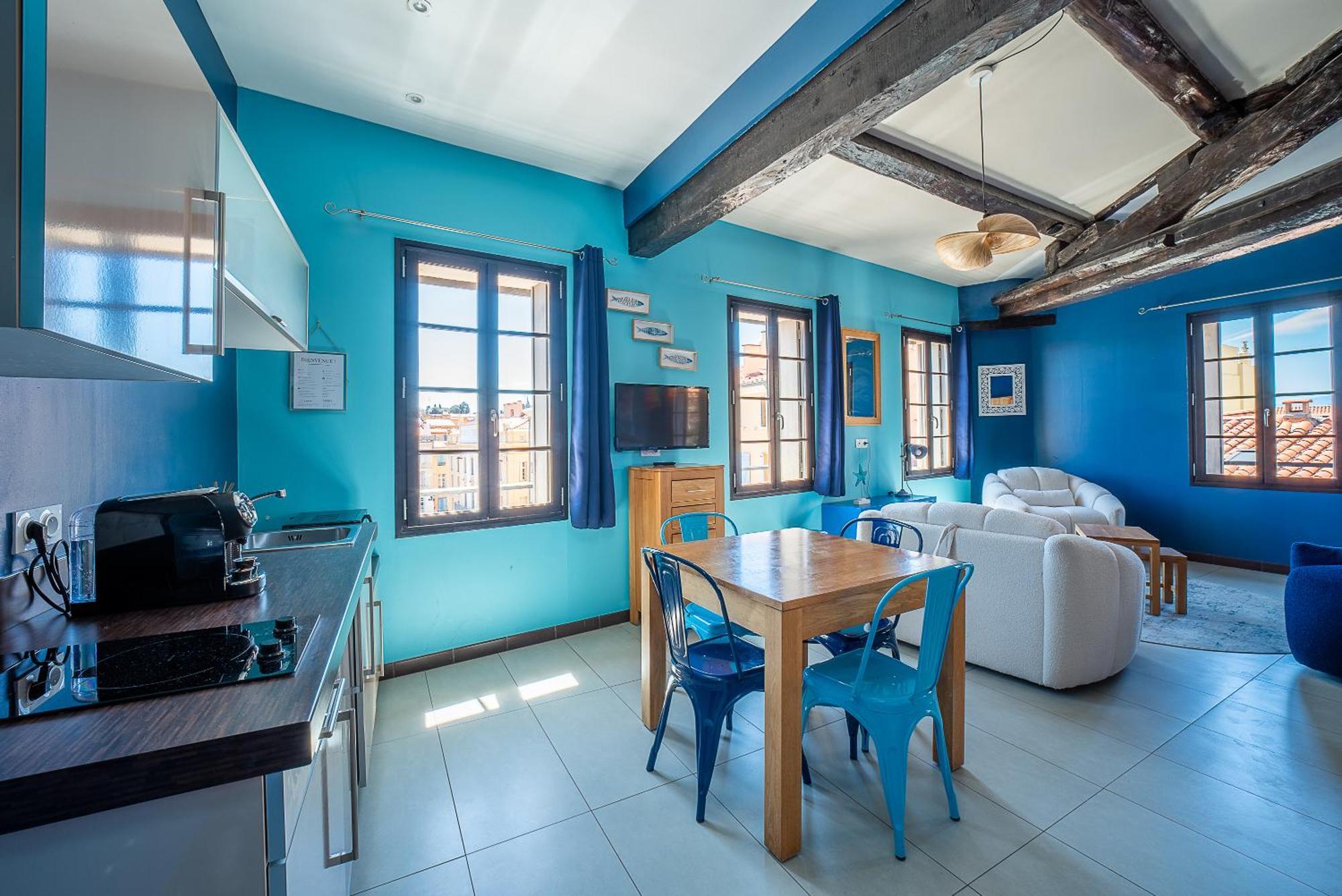 Suites Coronell D'En Vila بيربينيو المظهر الخارجي الصورة
