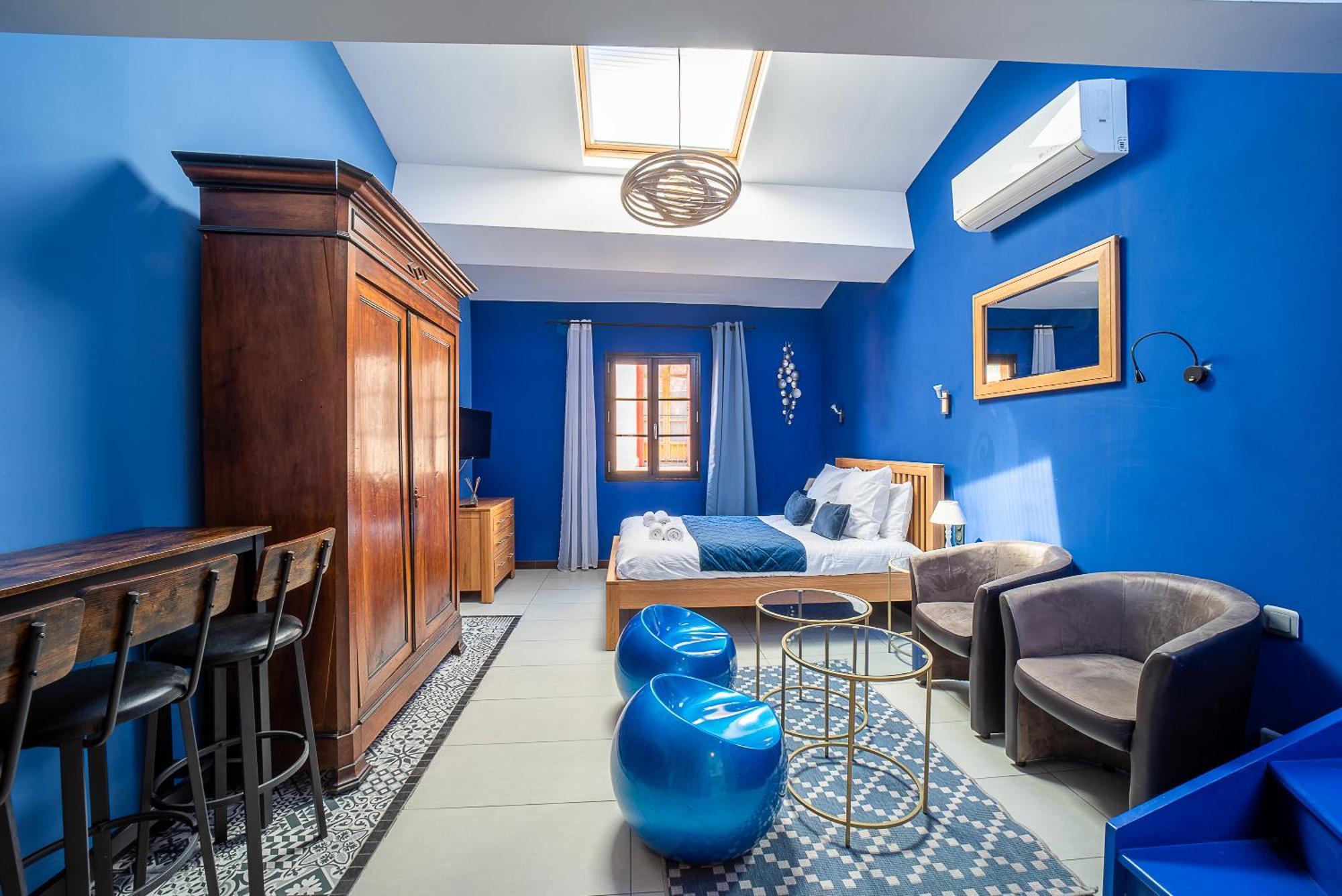 Suites Coronell D'En Vila بيربينيو المظهر الخارجي الصورة